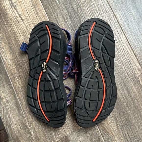 Chaco hiking out door sandals 6 - Picture 4 of 5